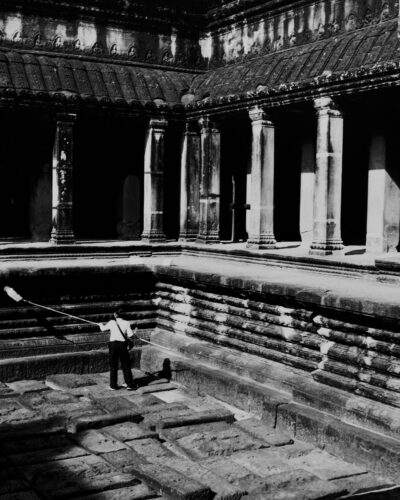 Analogue black and white photography by Jeroen Busschers of Angkor Wat, Cambodia