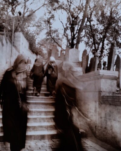 Analogue black and white photography by Jeroen Busschers of Eyüp, Istanbul