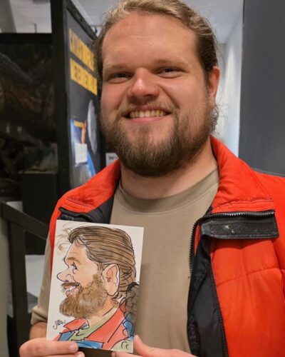 Live getekende karikatuur door sneltekenaar Jeroen Busschers met blije klant - 2